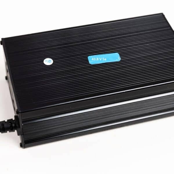 36V (12S) 5A Lifepo4 Şarj Cihazı 43.8 Volt